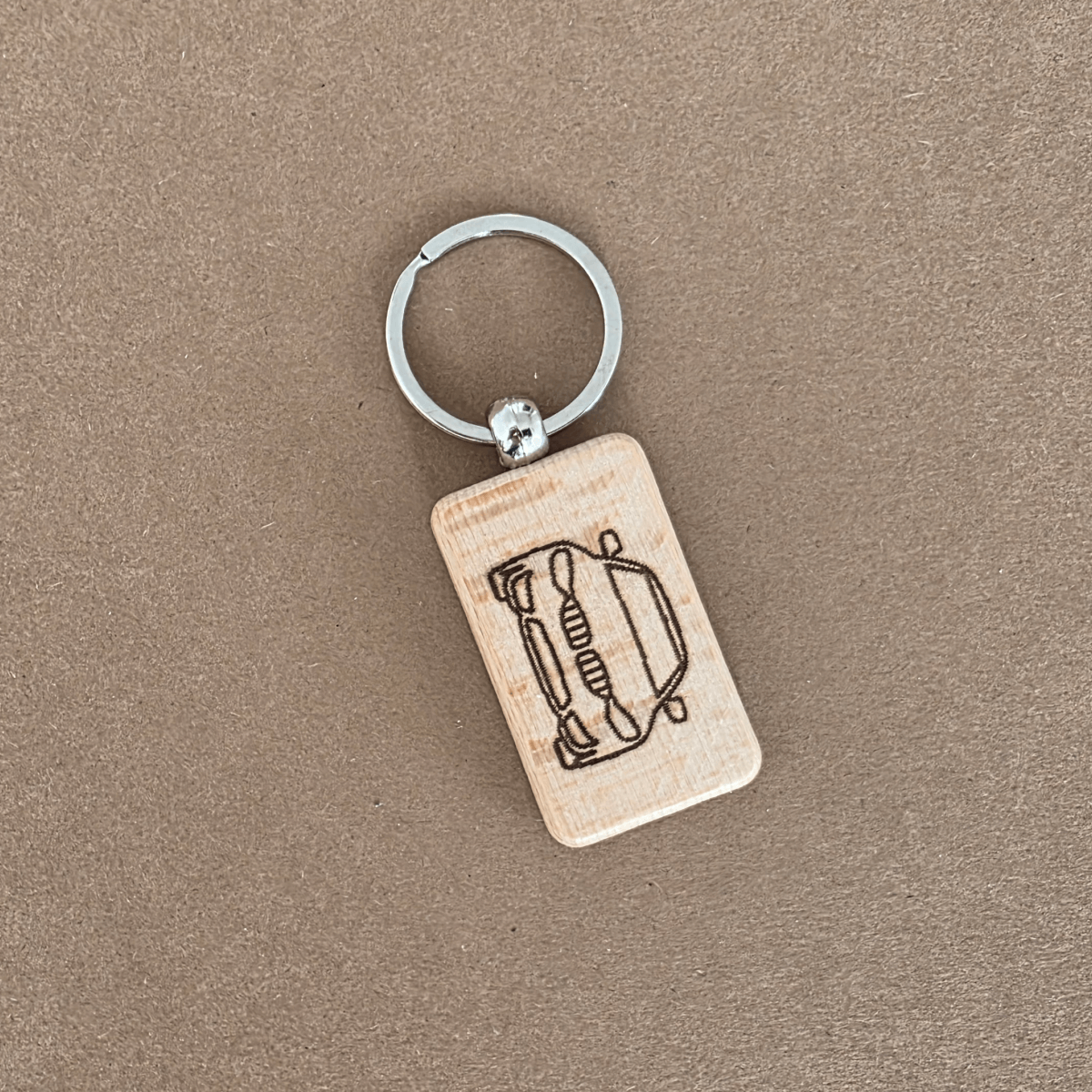 Beech keychain with engraved car front — double-sided