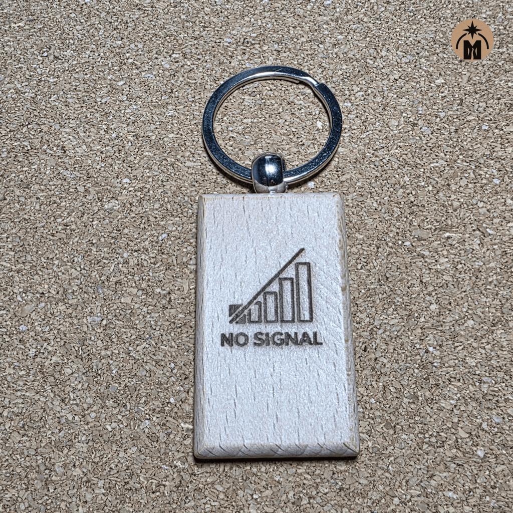 Digital Detox Wooden Keyring – No Signal + Low Battery (Laser Engraved)