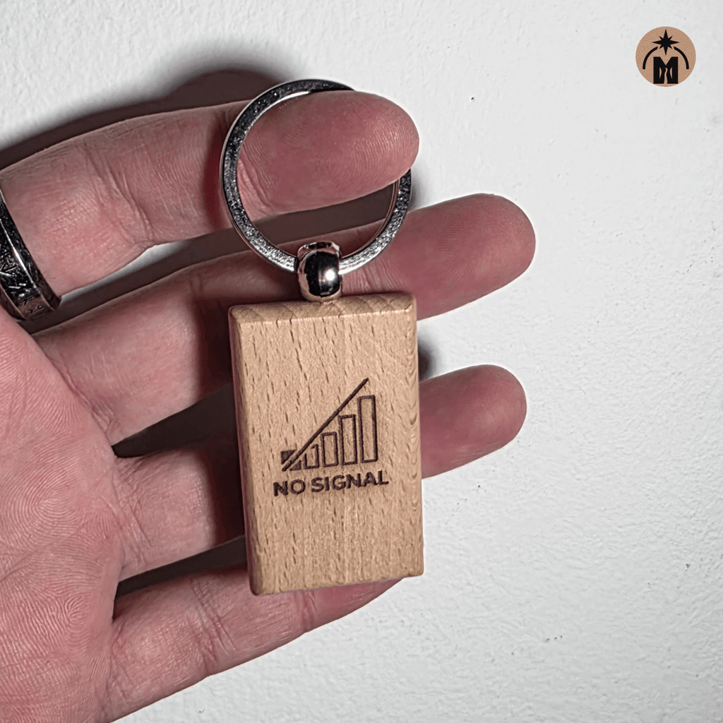 Beech wood keychain engraved with “NO SIGNAL” icon and text, metal key ring