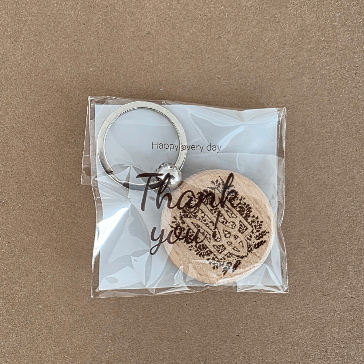 Personalisierter Schlüsselanhänger aus Holz: Ukrainischer Dreizack &amp; Motto „Mriy. Planuy. Diy.“ | Lasergraviertes Souvenir